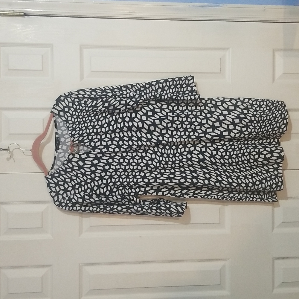 True Envy blk and wht dress